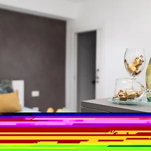 https://apartamento-trebol.adeje-hotels.com